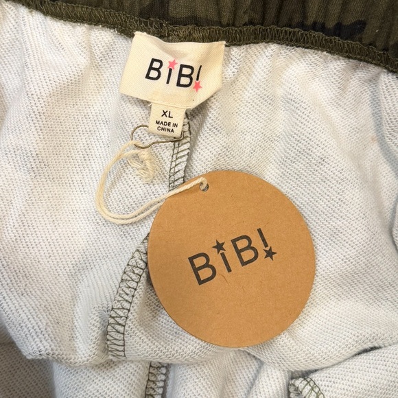 Bibi Joggers Track Pant Size XL Camo White Side Stripes Elastic Waistband NEW - Picture 10 of 12